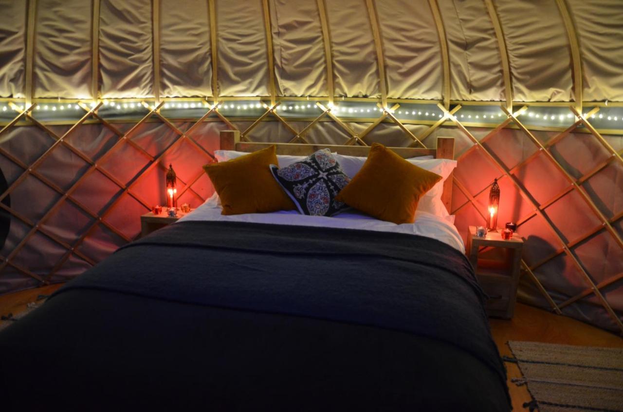 Stamford Meadows Glamping With Private Hot Tubs Hotel Exterior photo