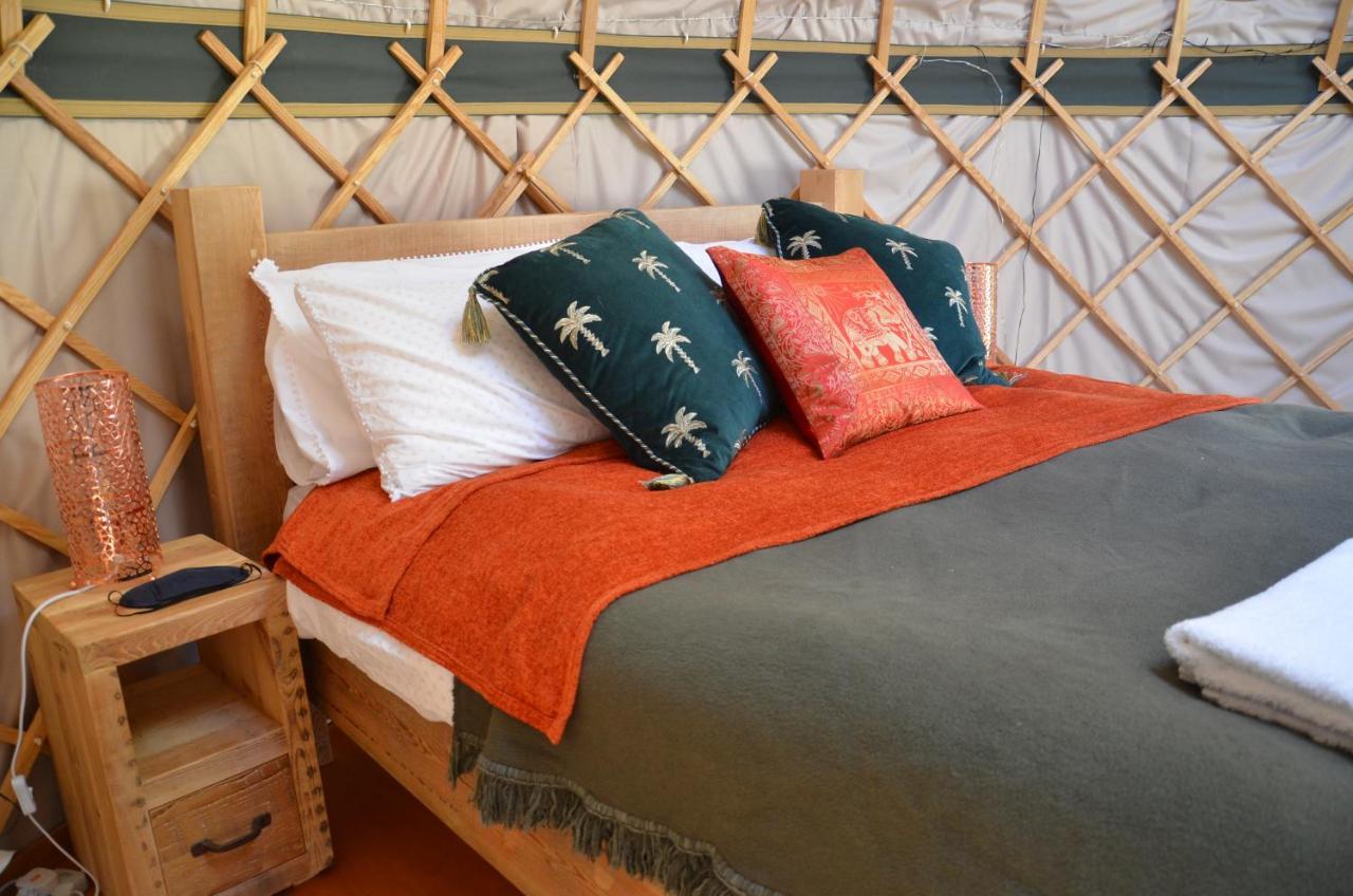 Stamford Meadows Glamping With Private Hot Tubs Hotel Exterior photo