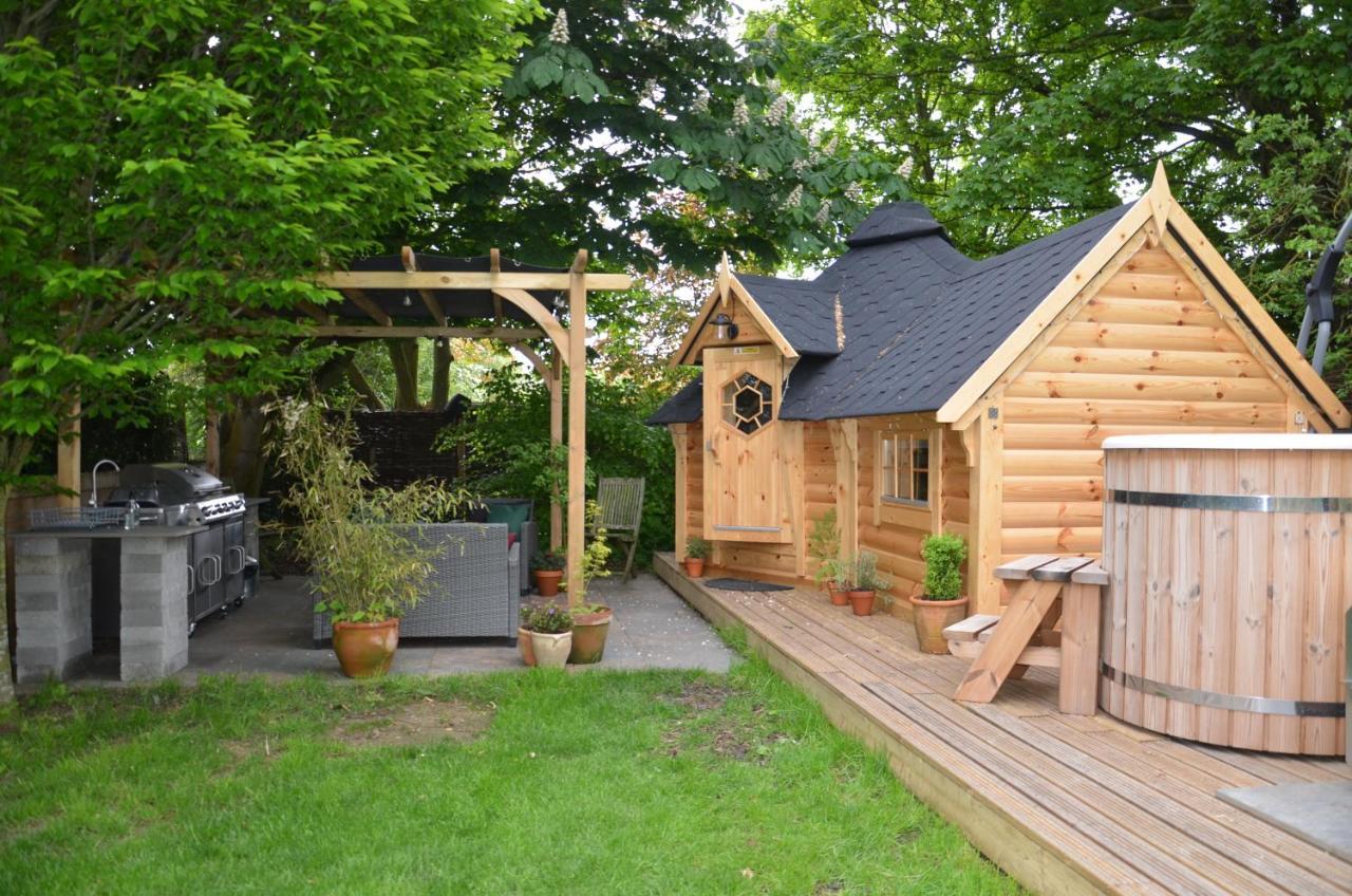 Stamford Meadows Glamping With Private Hot Tubs Hotel Exterior photo